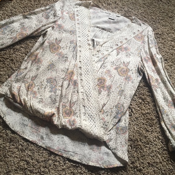 American Rag top - Picture 4 of 6